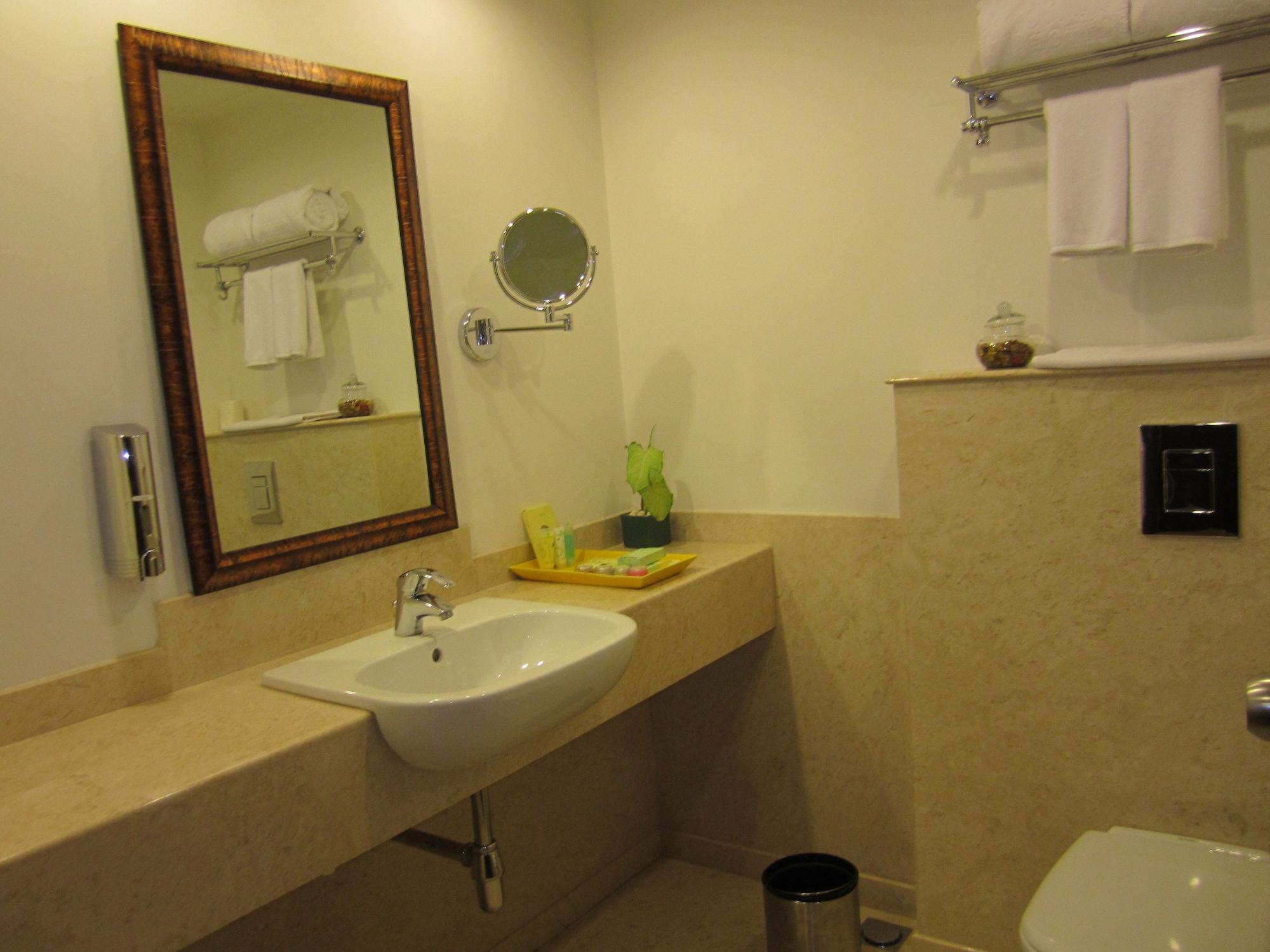 Lemon Tree Premier Hitec City היידראבד מראה חיצוני תמונה