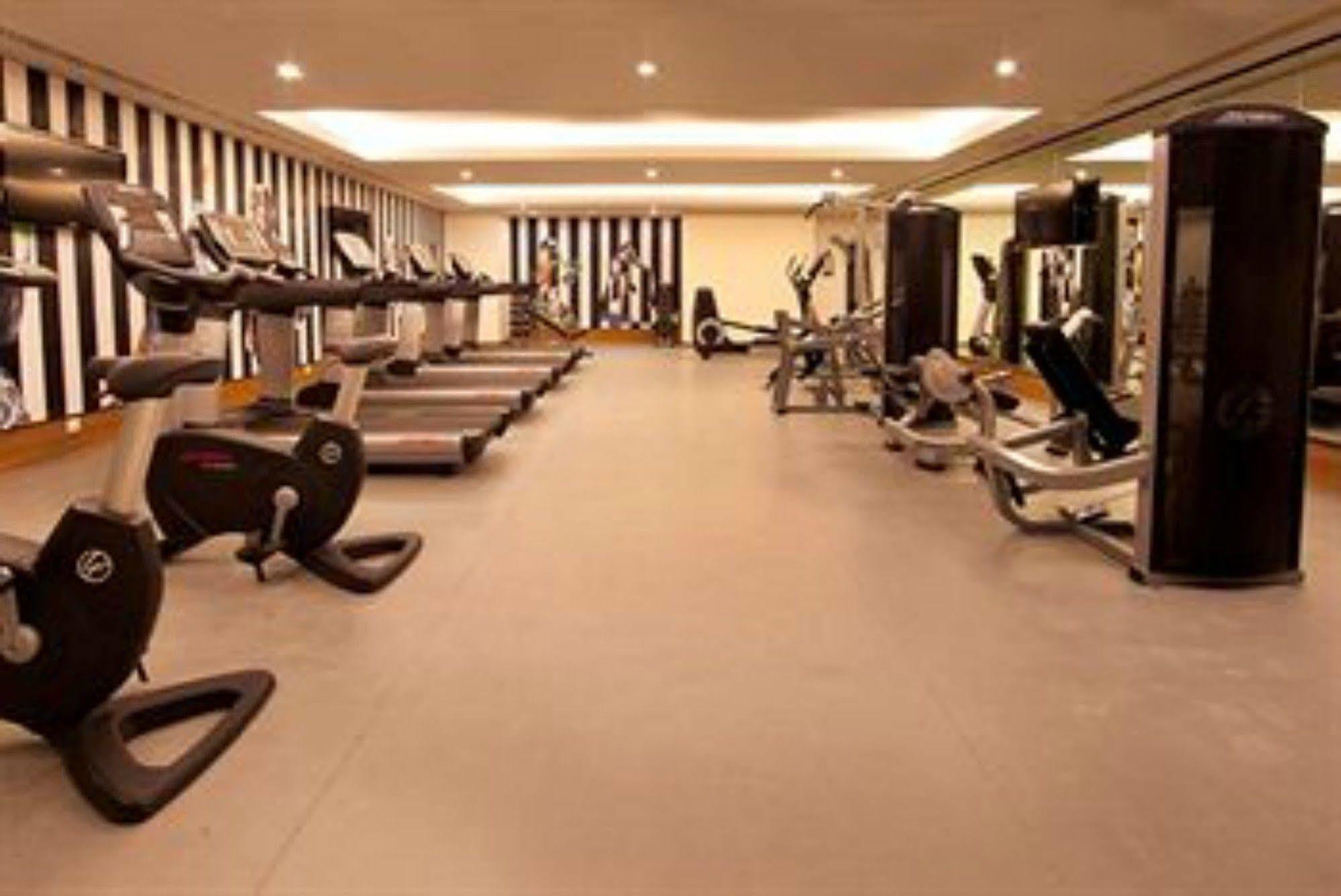 Lemon Tree Premier Hitec City היידראבד מראה חיצוני תמונה