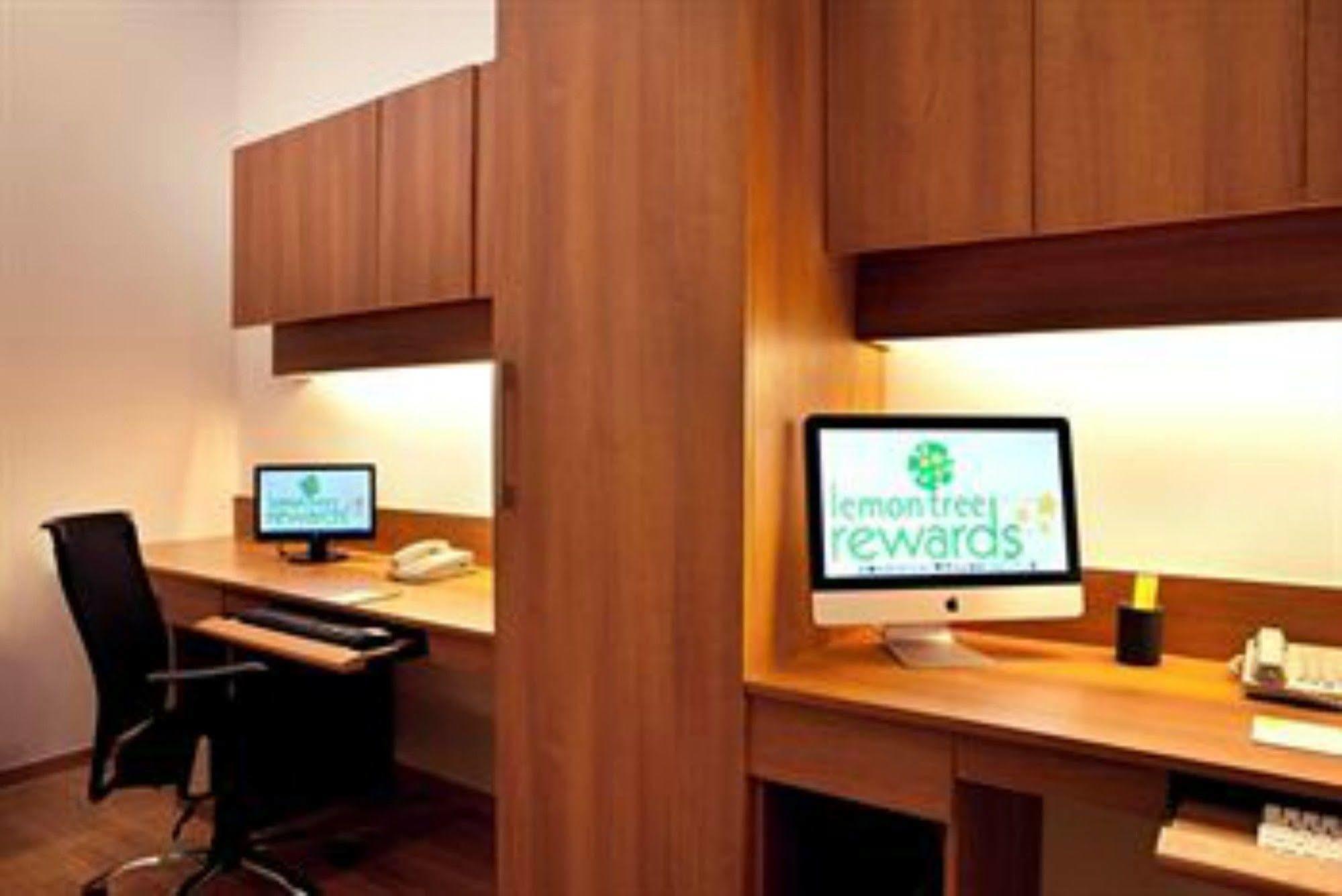 Lemon Tree Premier Hitec City היידראבד מראה חיצוני תמונה